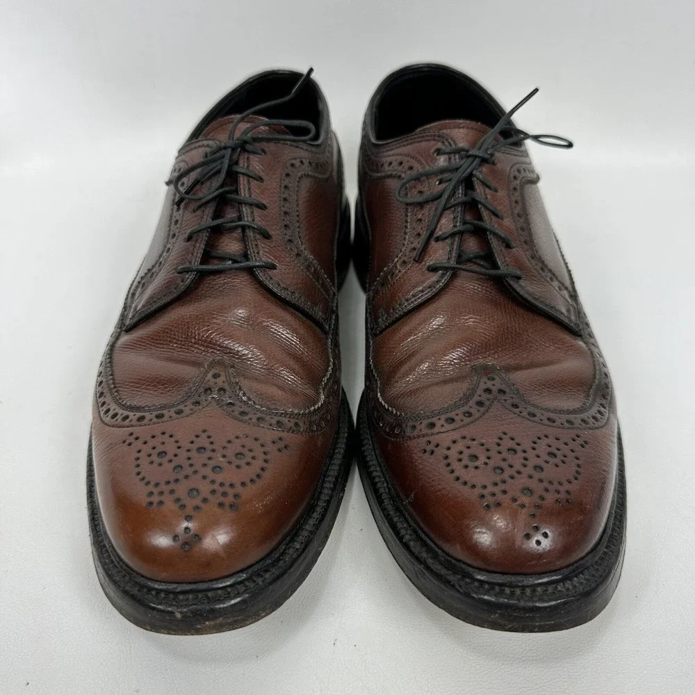 Florsheim v cleat‎ wingtip shoes mens size 9.5 C 57237 comb last Vintage